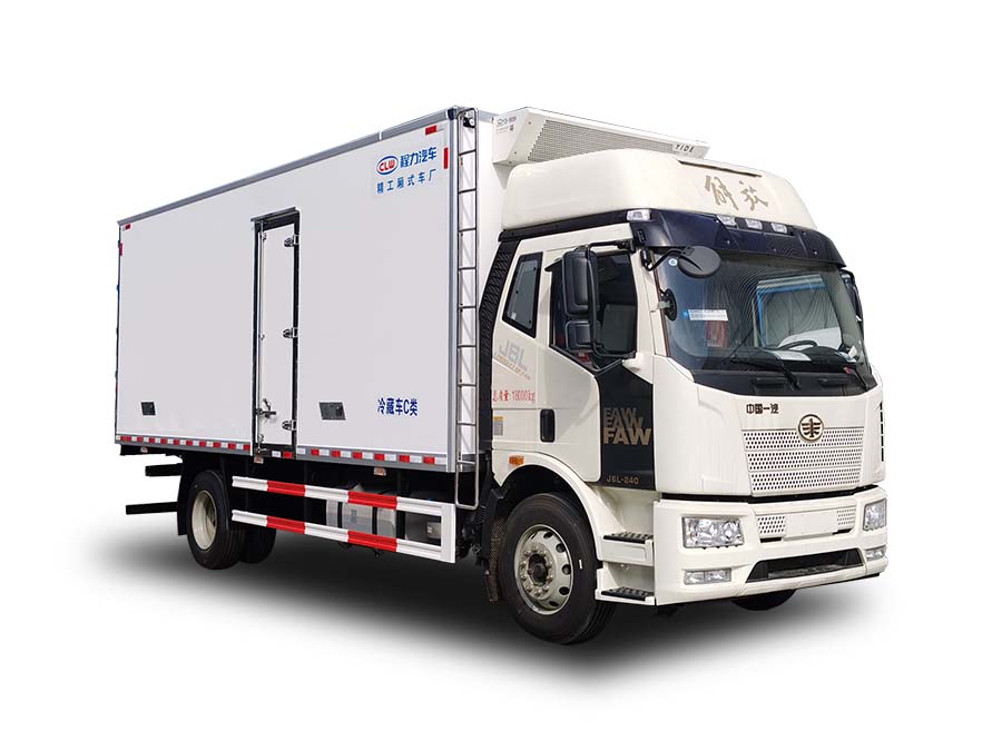 國六解放J6L6.8米冷藏車